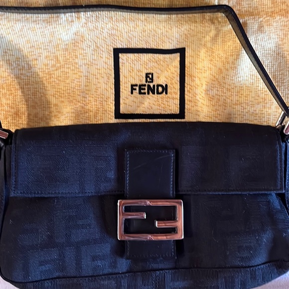 Fendi Iconic Black Zucca Big letters Fabric thick shiny New Vintage Impecable - Picture 12 of 12